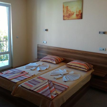 Fits Guest House Primorsko Exterior photo